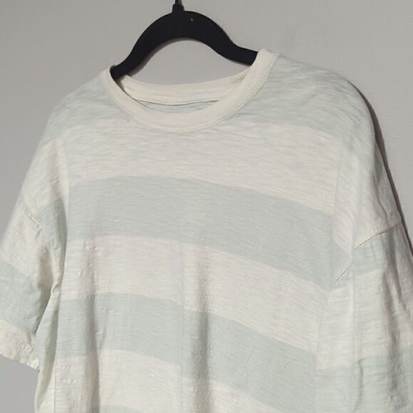Universal Thread Striped Cropped Short Sleeve Shirt - Picture 2 of 6